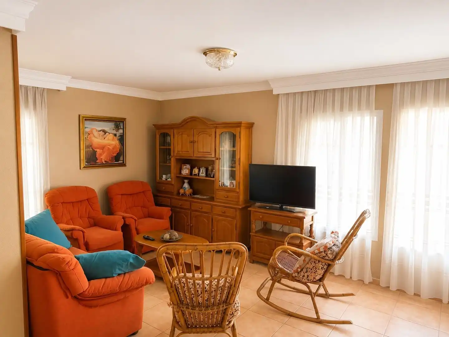 Living room of Houses for sale in Rincón de la Victoria  with Air Conditioner, Terrace and Storage room