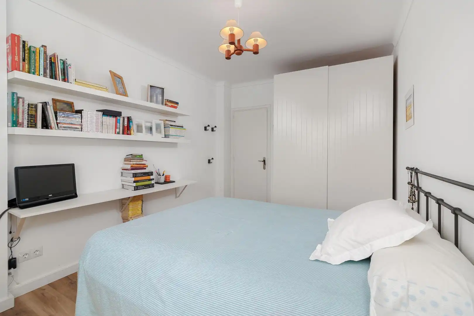 Schlafzimmer von Wohnung zum Verkauf in Figueres mit Heizung, Parkett und Terrasse