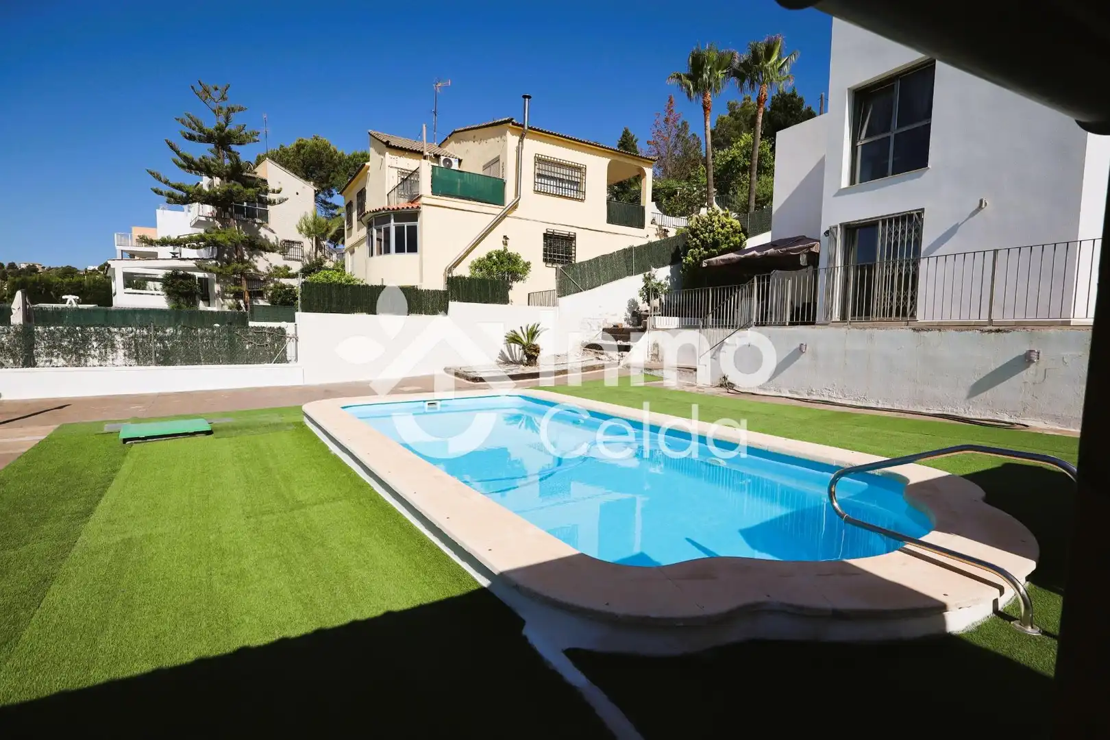Piscina de Casa o chalet en venta en Chiva con Aire acondicionado, Calefacción y Jardín privado