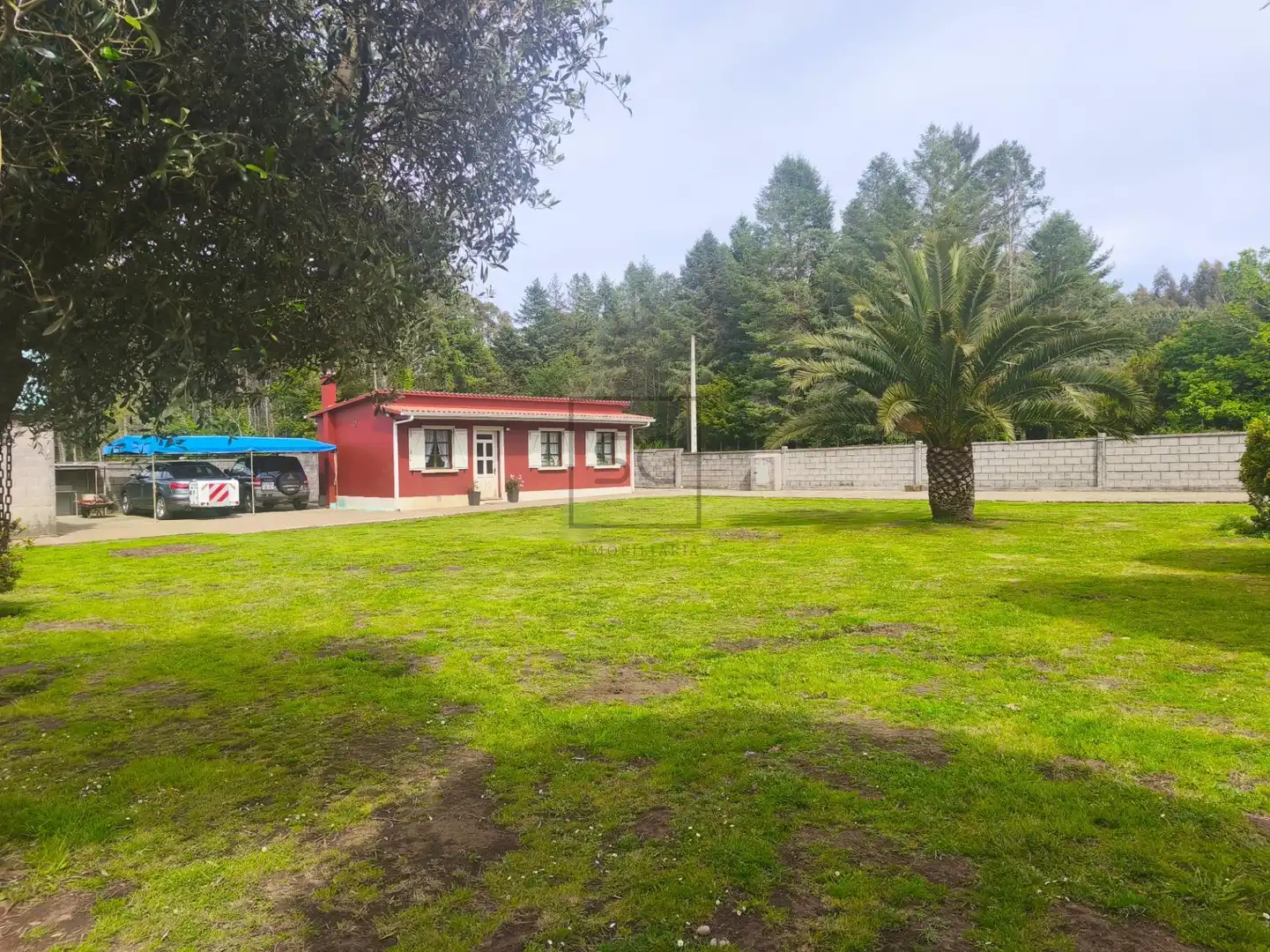Vista exterior de Casa o xalet en venda en Monfero amb Jardí privat i Traster