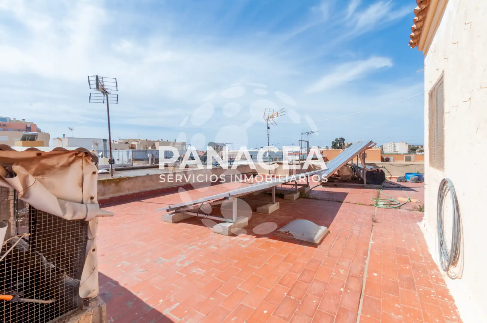 Terrace of Houses for sale in Roquetas de Mar  with Private garden, Furnished and Washing machine