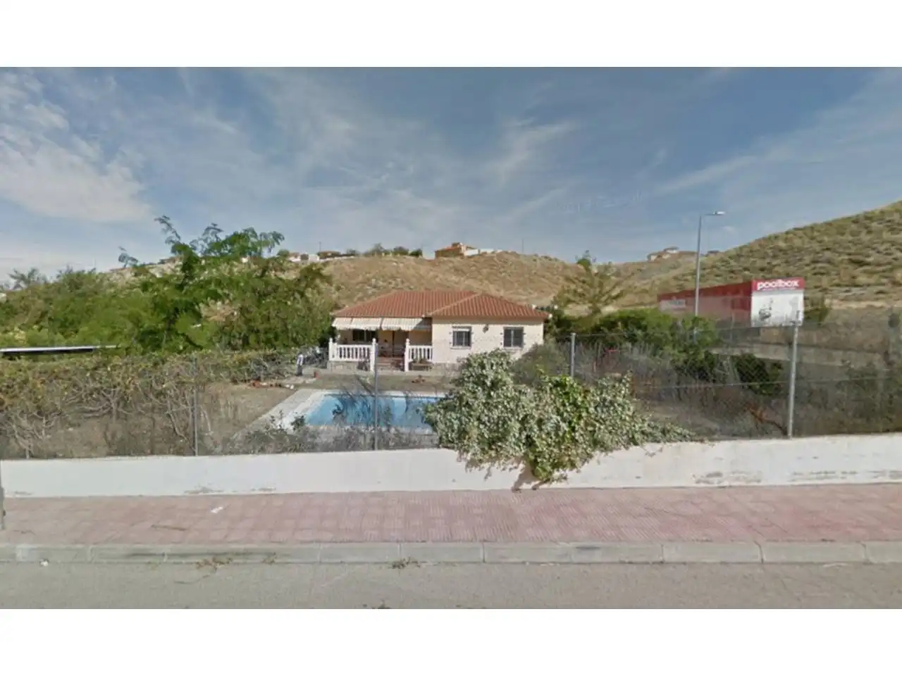 Vista exterior de Casa o chalet en venta en Colmenar de Oreja con Jardín privado y Piscina