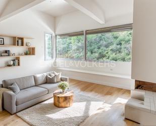 Living room of Apartment for sale in  Barcelona Capital  with Air Conditioner and Heating