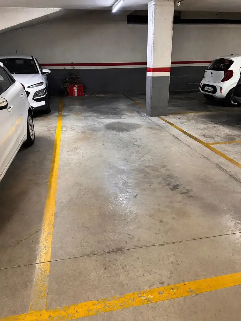 Parkplatz von Garage zur Miete in Mataró