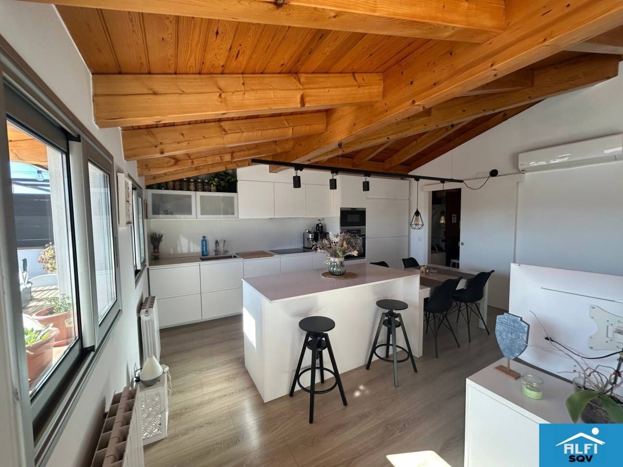 Cuina de Dúplex en venda en Sabadell amb Aire condicionat, Calefacció i Parquet