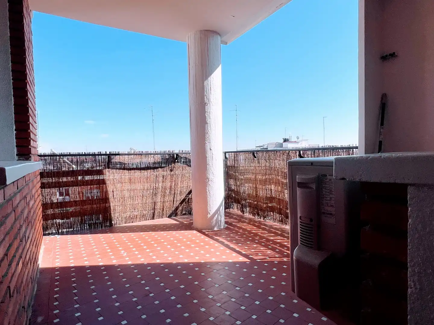 Terrassa de Pis de lloguer en Madrid amb Aire condicionat, Calefacció i Terrassa