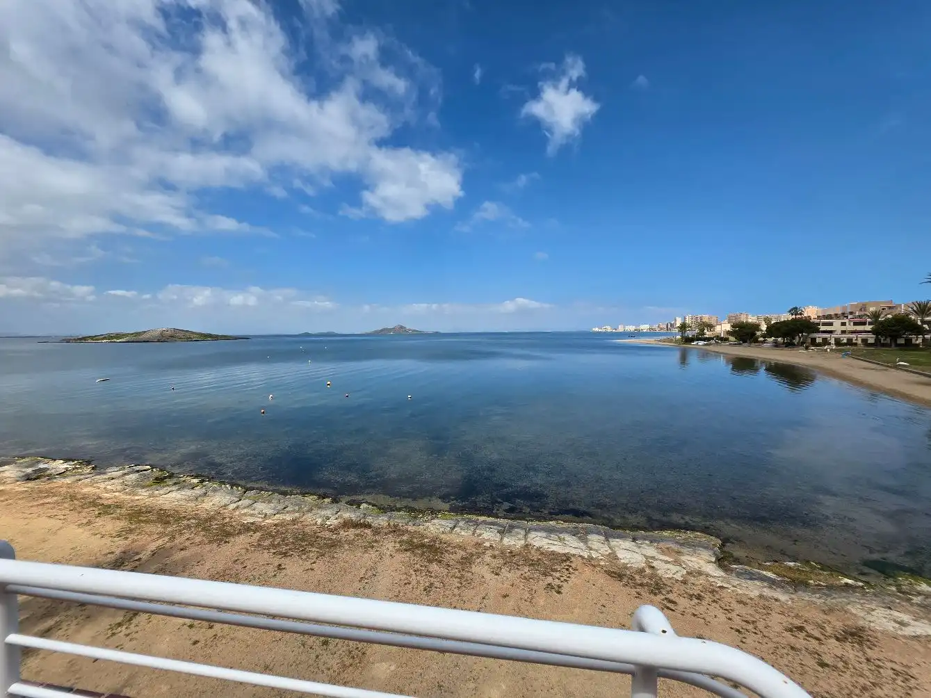 Vista exterior de Apartamento en venta en La Manga del Mar Menor con Aire acondicionado, Terraza y Trastero