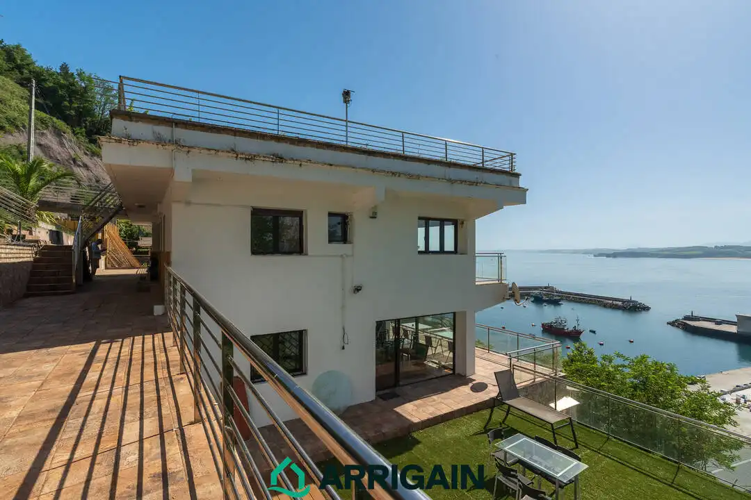 Terrace of Houses for sale in Hondarribia  with Heating, Private garden and Terrace