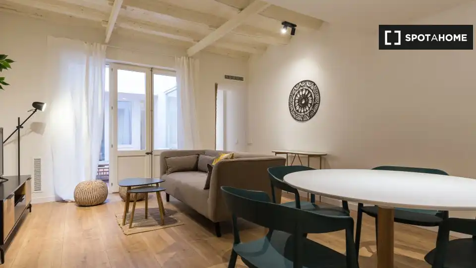 Fotografía del inmueble reportado: 2.300 €/mes — Barcelona, Barcelona