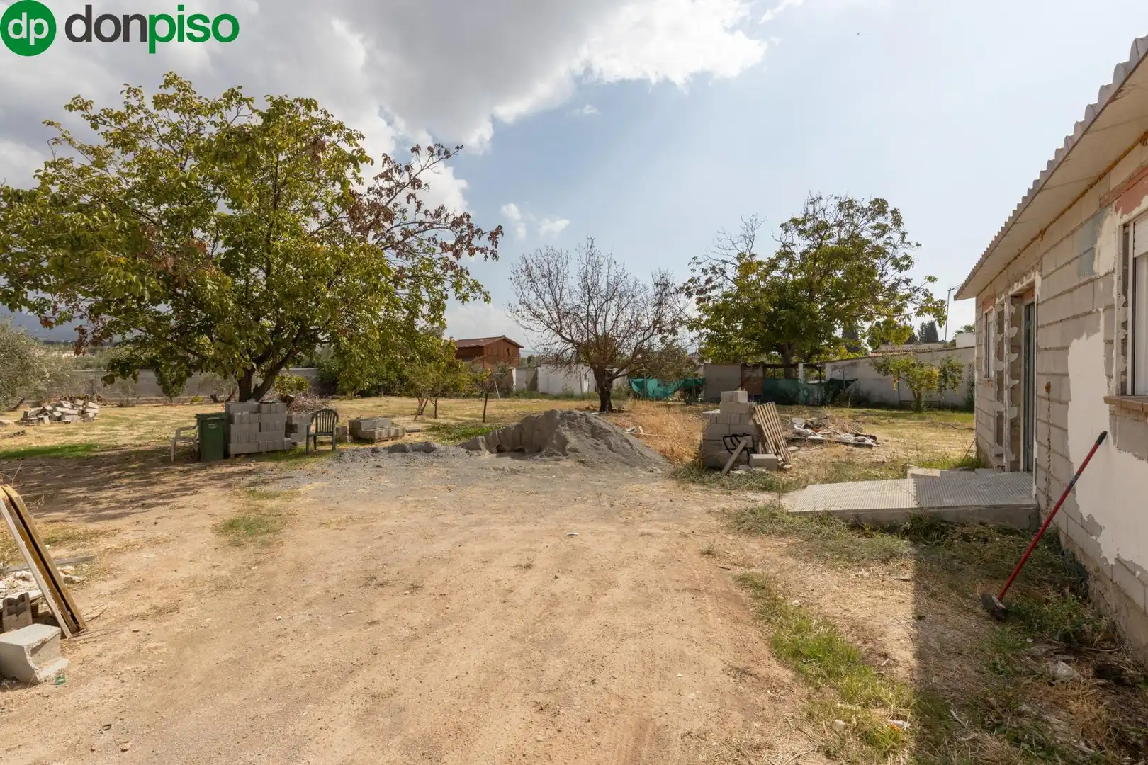 Country homes for sale in Avenida Avenida de Secanillo, Peligros