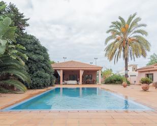 Swimming pool of House or chalet for sale in Chiclana de la Frontera  with Air Conditioner, Private garden and Terrace