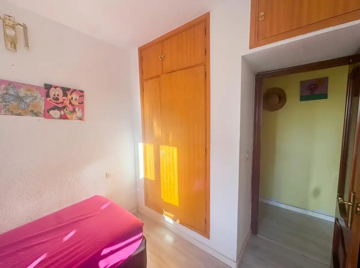 Habitación de Piso en venta en Madrid con Terraza