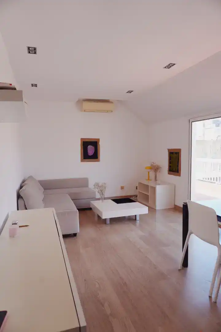 Sala d'estar de Àtic en venda en  Barcelona Capital amb Aire condicionat i Balcó