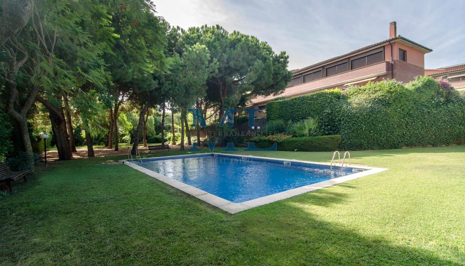 Foto 1 de Casa adosada en venta en De Mossèn Joan Llopis Pi, Can Girona - Terramar - Vinyet, Barcelona