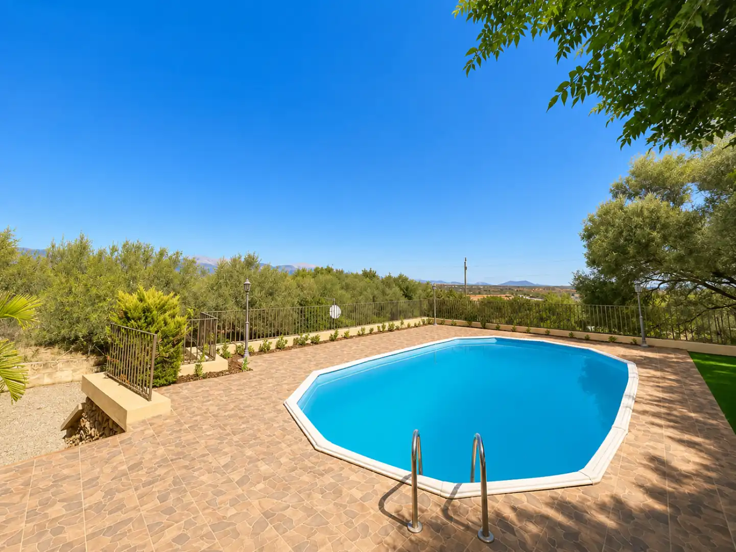 Swimming pool of Houses for rent in Santa Eugènia  with Air Conditioner, Heating and Private garden