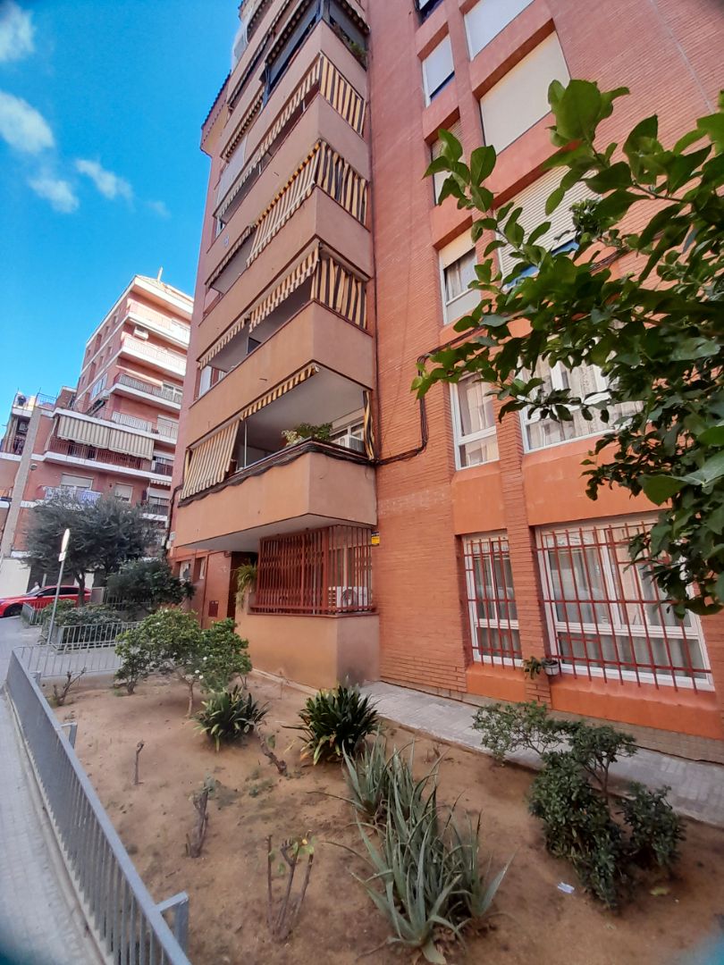 Vista exterior de Planta baja en venta en Granollers