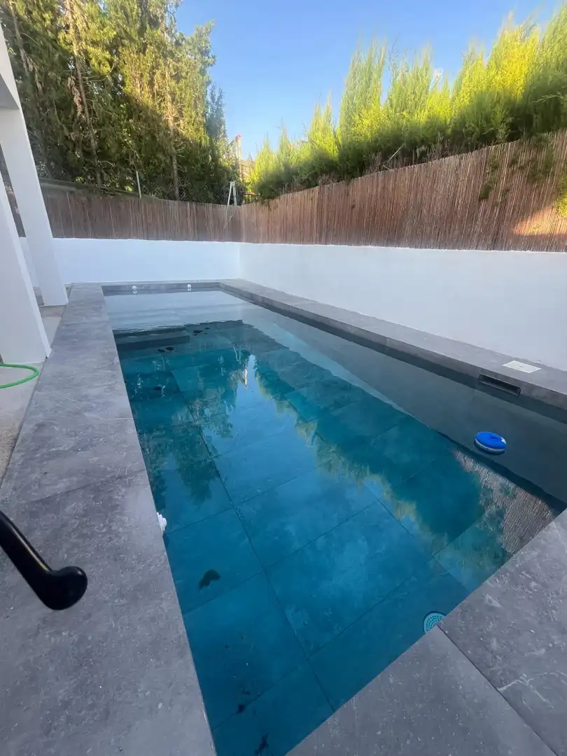 Piscina de Casa o chalet en venta en Padul con Aire acondicionado, Calefacción y Jardín privado