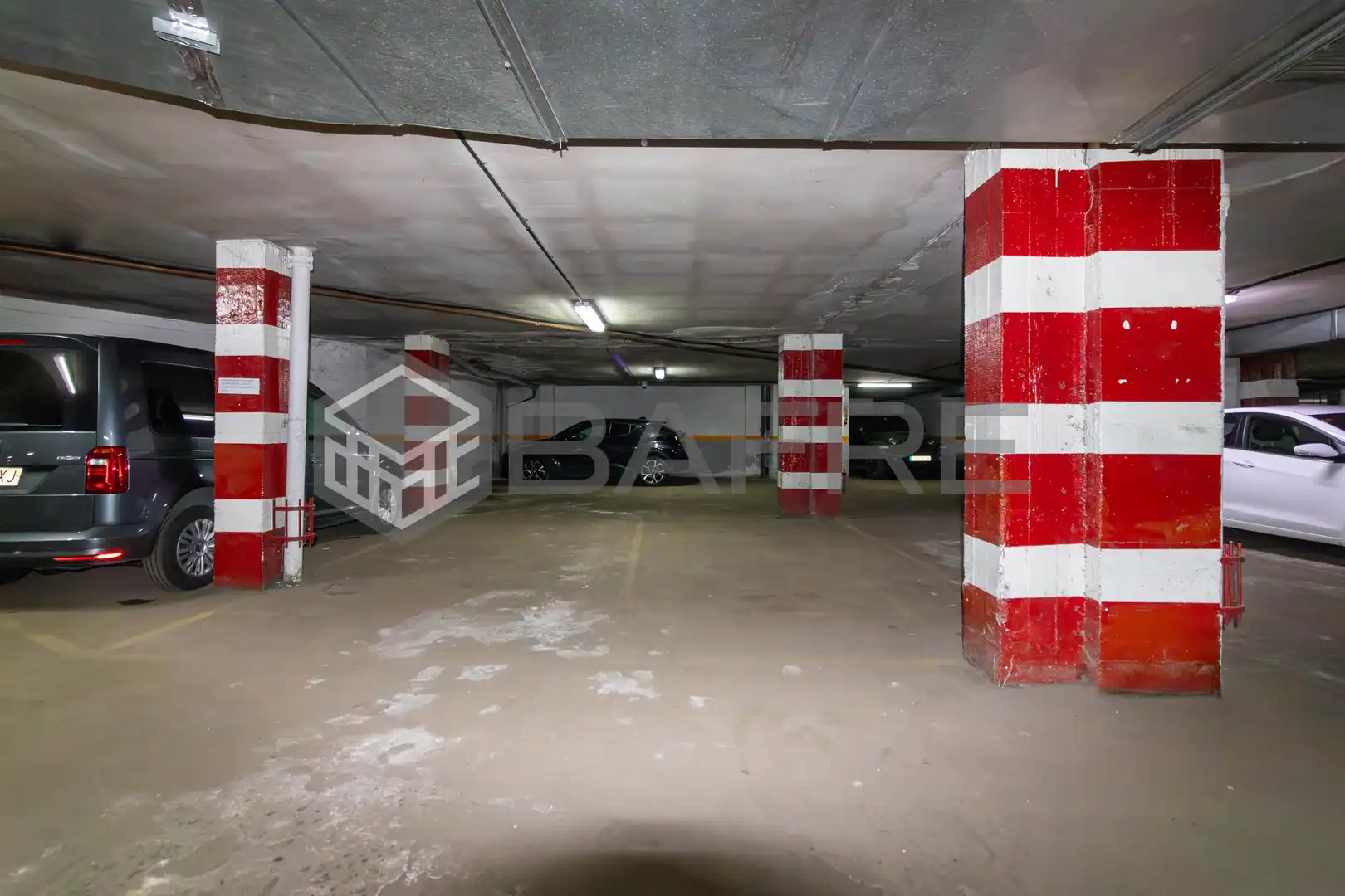 Parkplatz von Büro zur Miete in Madrid