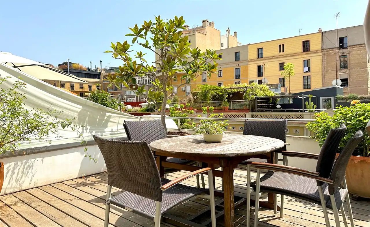 Terrace of Houses for sale in Barcelona  with Parquet flooring, Terrace and Furnished