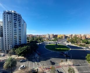 Vista exterior de Pis en venda en  Valencia Capital amb Terrassa