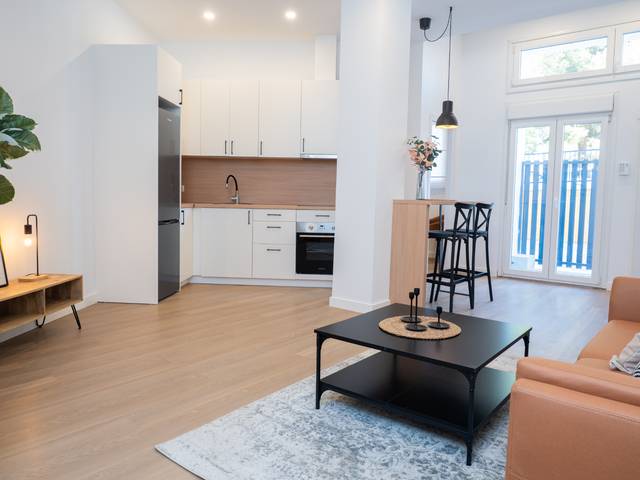 Apartamento en Venta en Calle César Arbasia, 51 en Suárez