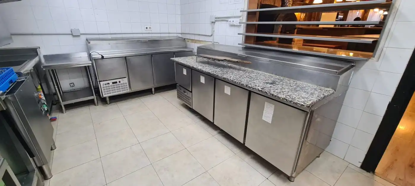 Cuina de Local en venda en Castellar del Vallès amb Moblat