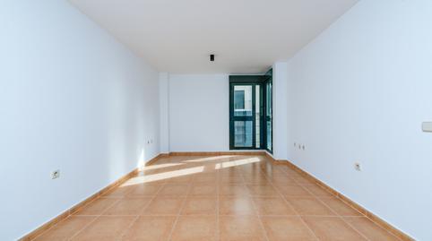 Photo 5 of Flat to rent in Del S. Domingo de Silos, 40, Parque Europa - Los Pitufos, Madrid