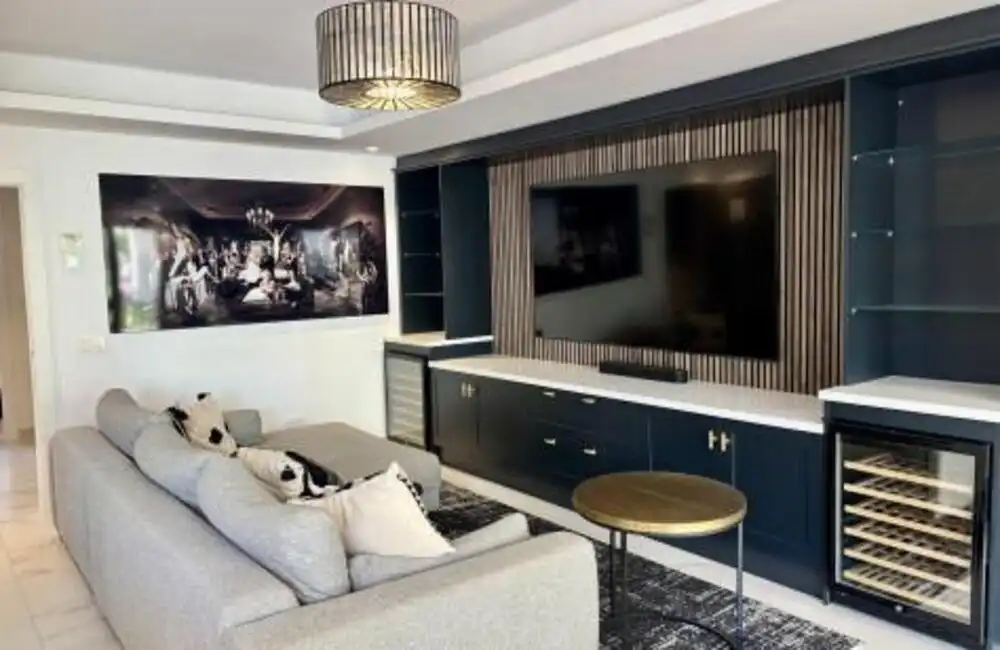 Sala d'estar de Apartament de lloguer en Marbella amb Aire condicionat, Calefacció i Terrassa