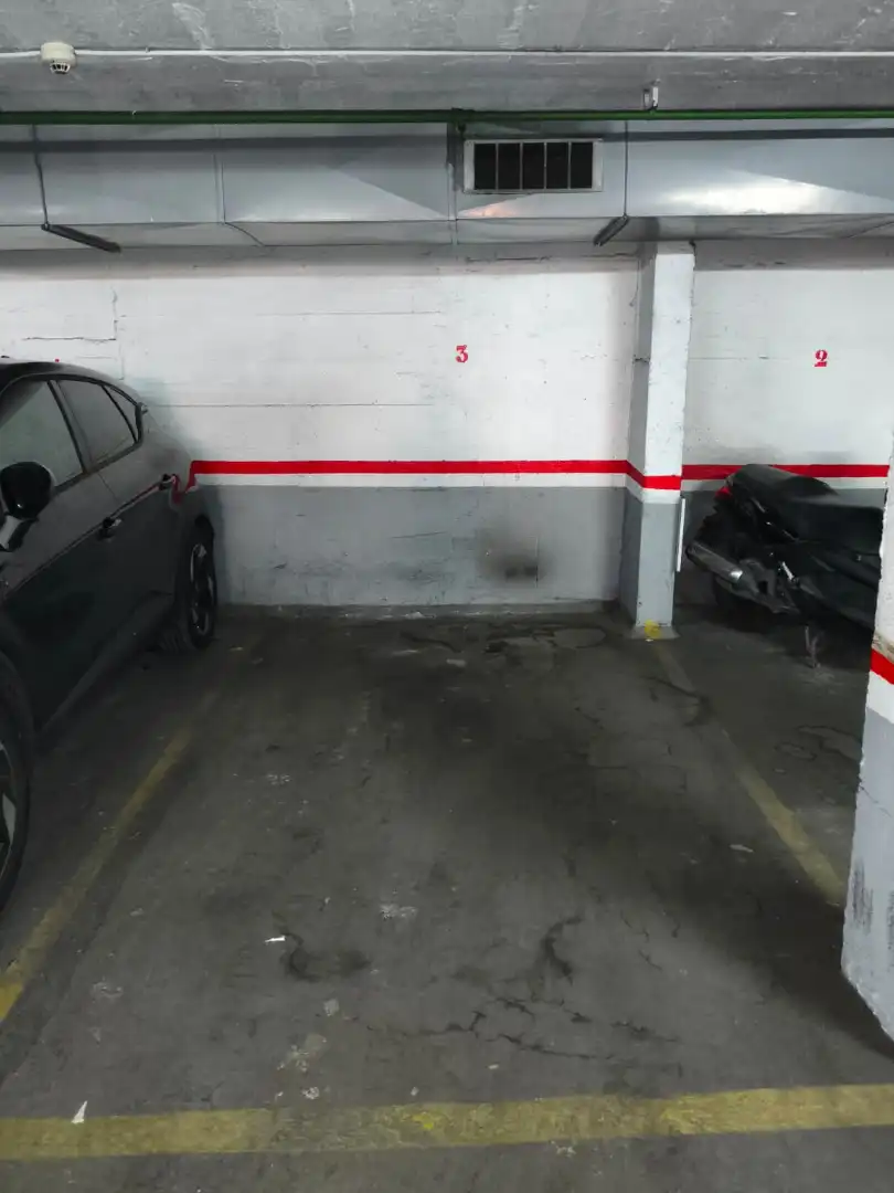Parkplatz von Garage zum Verkauf in Barcelona