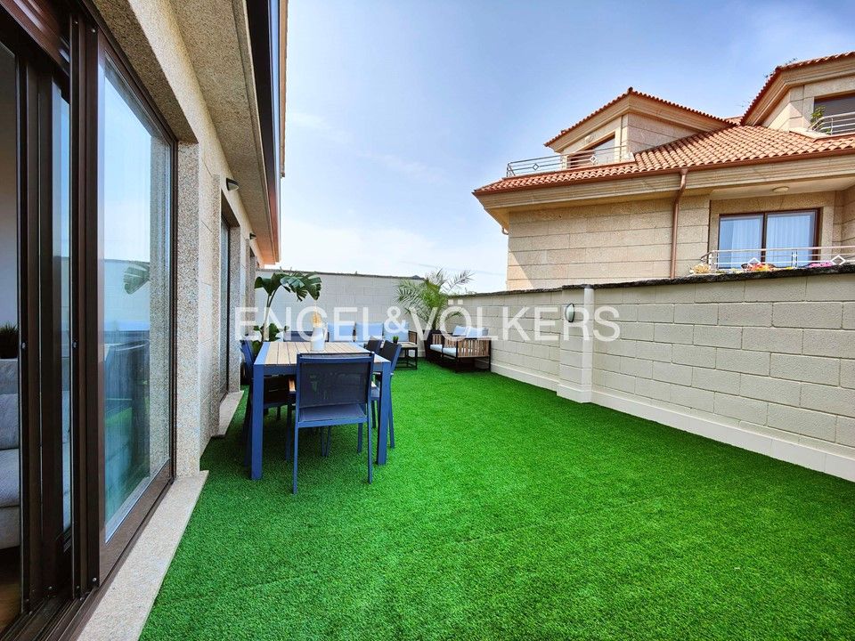 Terrace of Apartment for sale in Sanxenxo  with Heating, Parquet flooring and Terrace