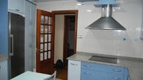 Cuina de Pis en venda en Pontevedra Capital  amb Terrassa