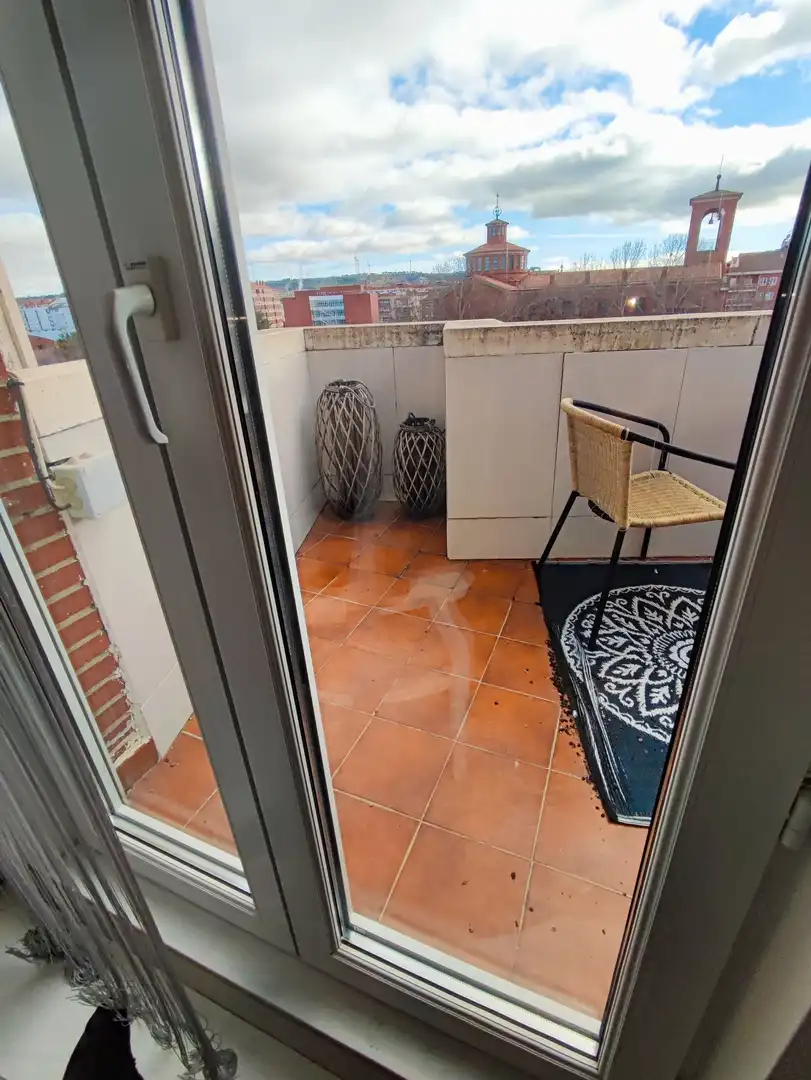 Balcony of Attic for sale in Palencia  with Air Conditioner, Heating and Parquet flooring