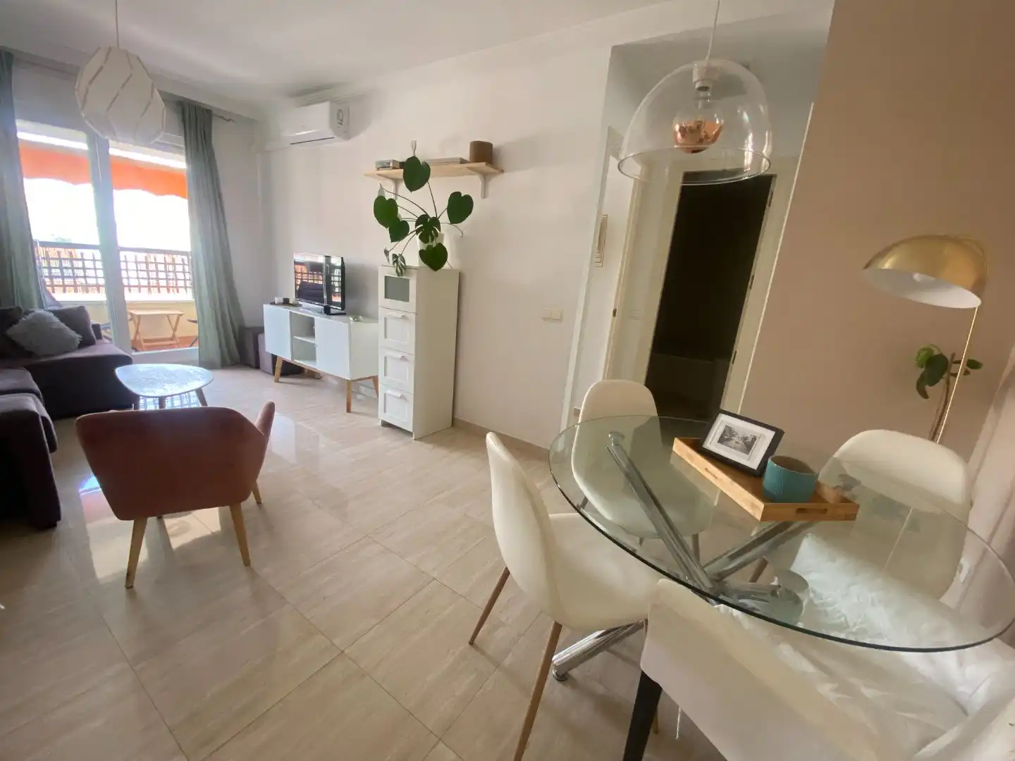 Sala de estar de Piso en venta en Algeciras con Aire acondicionado y Balcón
