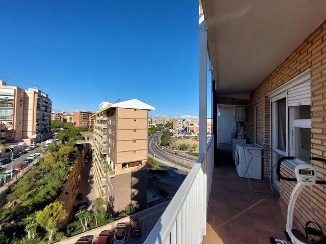 Piso en Venta en Calle de Turina en Pla de Bon Repós