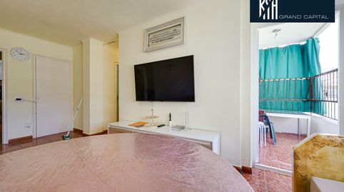 Foto 2 de Piso en venta en Carrer Carrer Torres I Bages, Centre, Salt