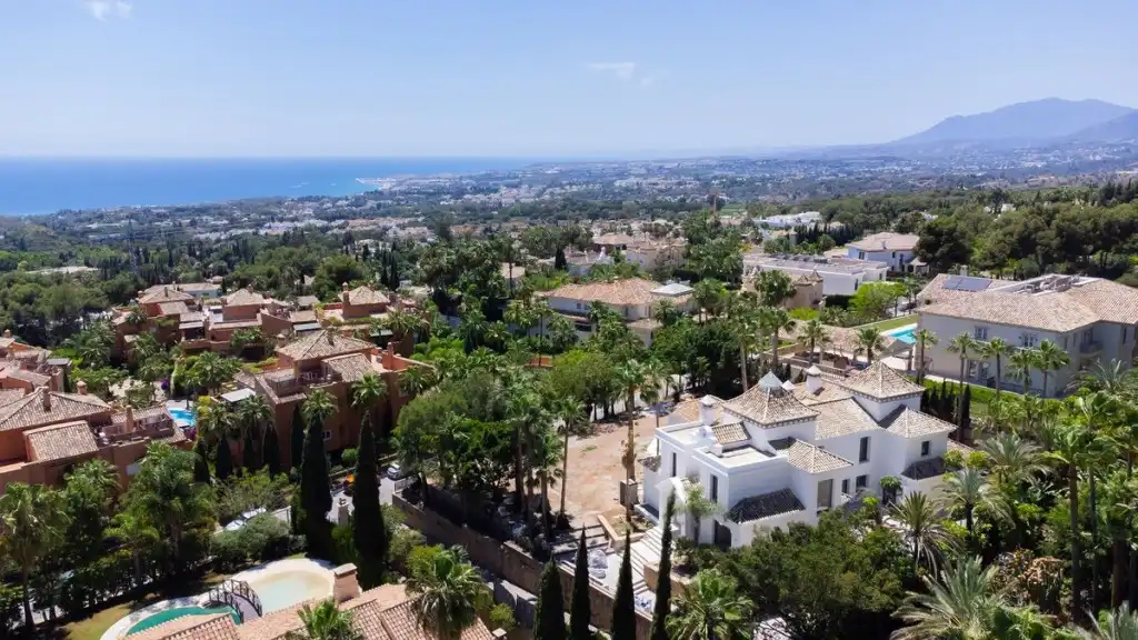 Chalet con piscina en venta en Milla de Oro, imagen 31