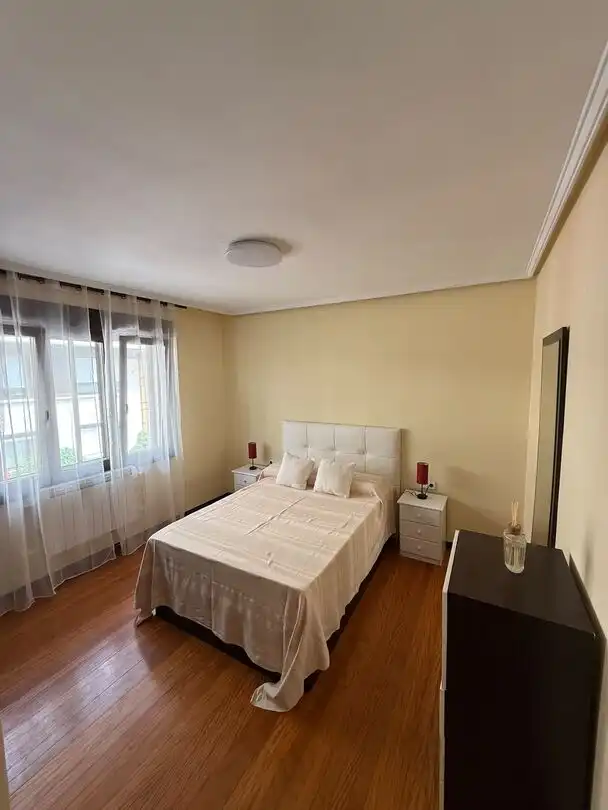 Schlafzimmer von Wohnung zur Miete in Sopela mit Privatgarten und Schwimmbad