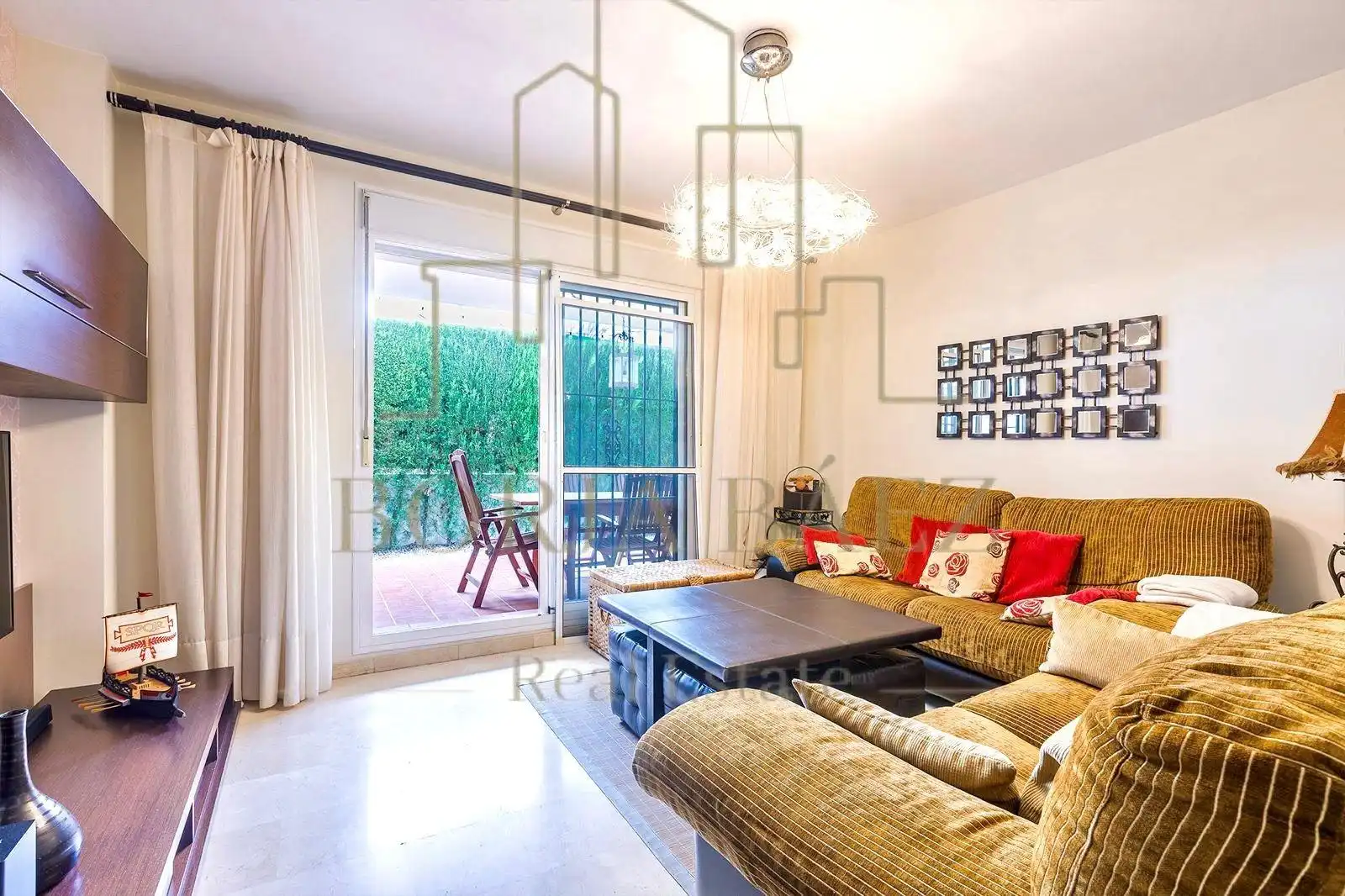 Sala d'estar de Planta baixa en venda en Rincón de la Victoria