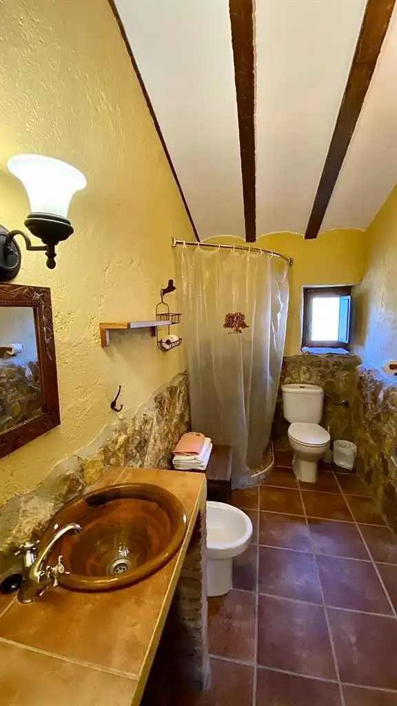 Bany de Casa o xalet en venda en Taberno amb Calefacció, Jardí privat i Traster