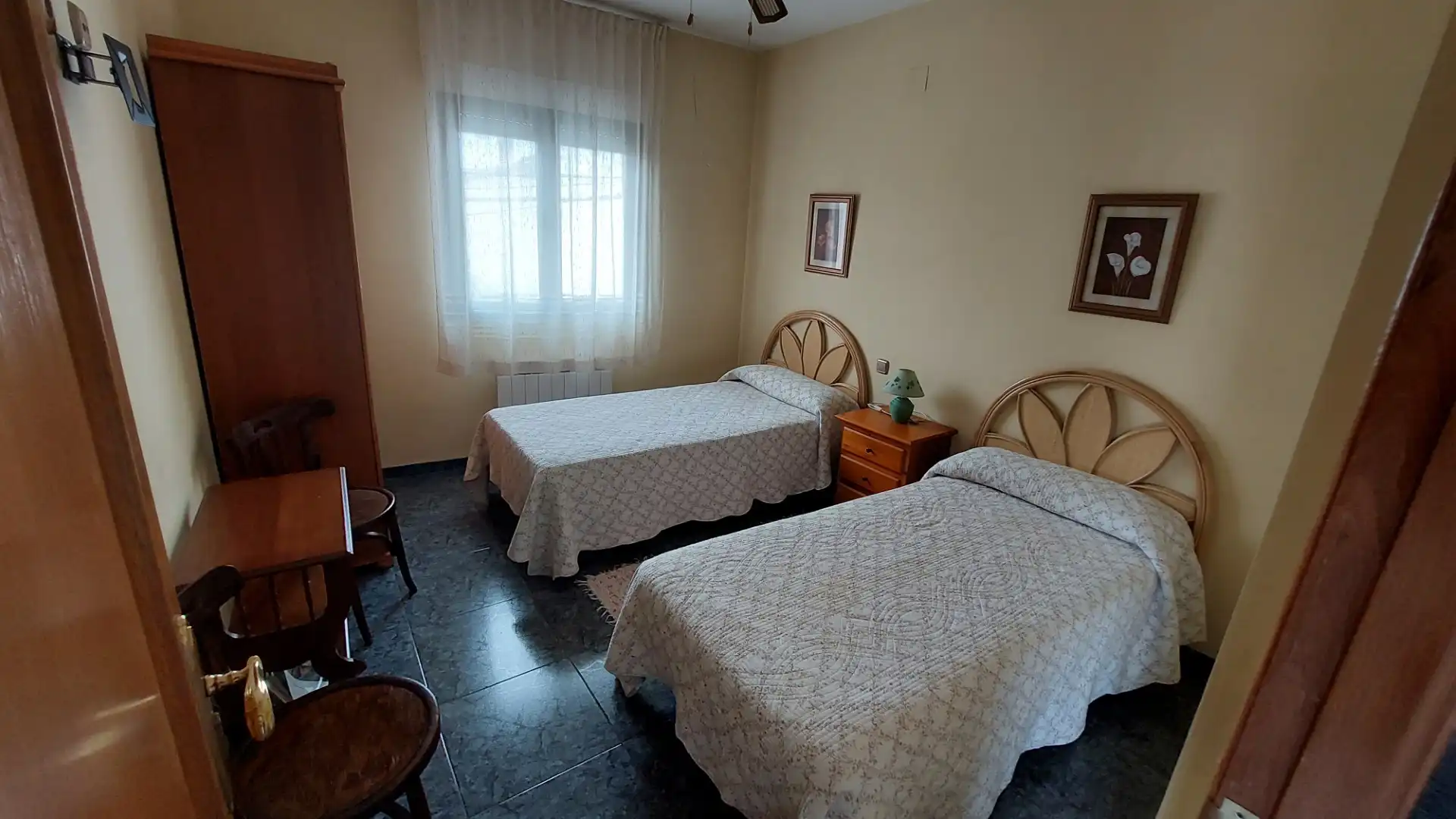 Habitación de Casa o chalet en venta en Zarza de Granadilla con Aire acondicionado, Calefacción y Amueblado