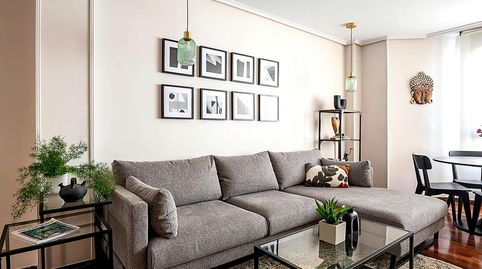 Foto 2 de Piso en venta en Calle Floranes, 58, Cuatro Caminos, Santander