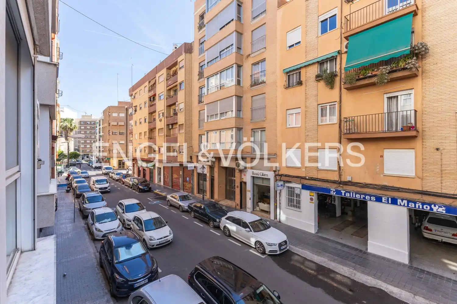 Außenansicht von Wohnung zum Verkauf in Valencia mit Klimaanlage, Heizung und Terrasse