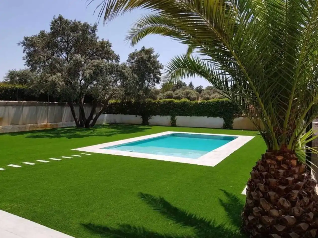 Schwimmbecken von Haus oder Chalet zum Verkauf in Plasencia mit Klimaanlage und Terrasse