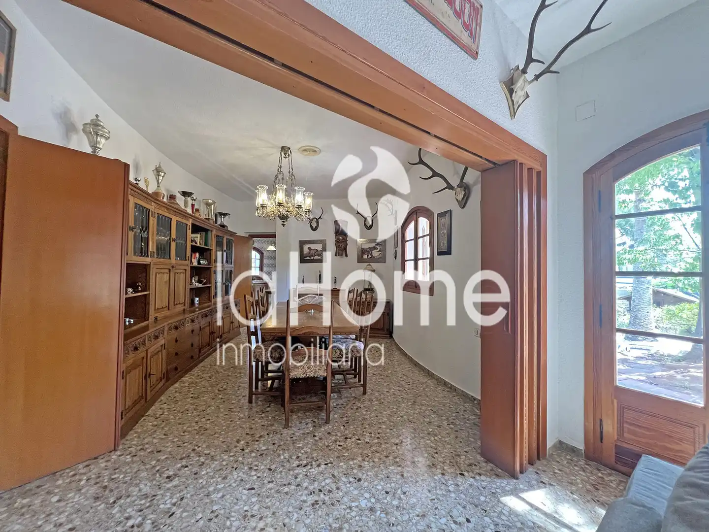Menjador de Casa o xalet en venda en Chiva amb Aire condicionat, Calefacció i Jardí privat
