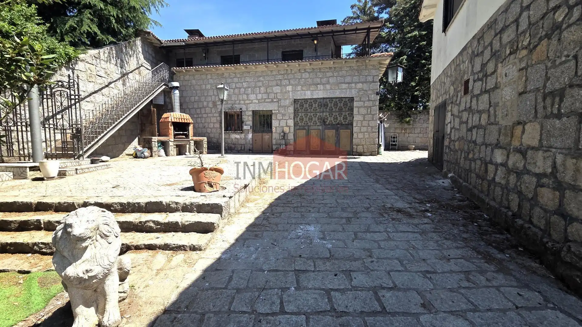 Vista exterior de Casa o chalet en venta en Herradón de Pinares con Calefacción, Jardín privado y Terraza