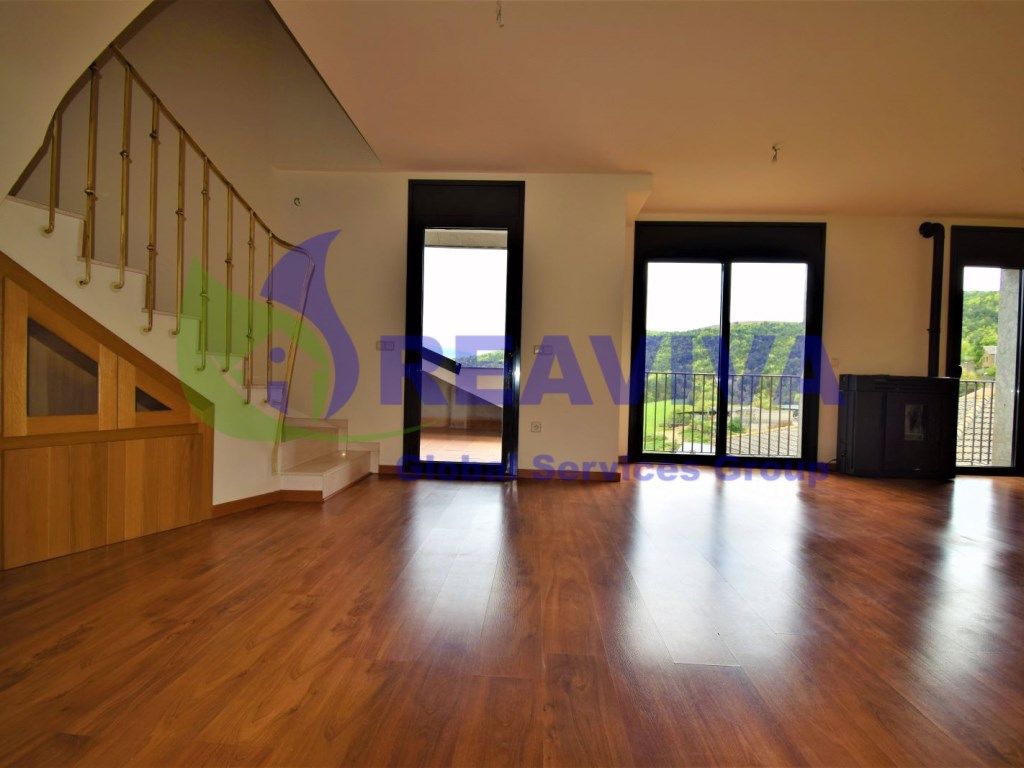 Sala d'estar de Dúplex en venda en Montferrer i Castellbò amb Calefacció, Terrassa i Forn