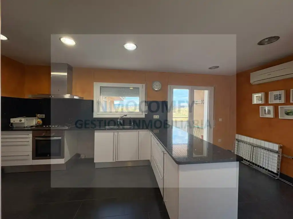 Piso con ascensor en venta en La Bisbal d'Empordà, imagen 22