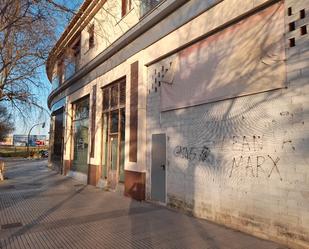 Vista exterior de Local en venda en Badajoz Capital