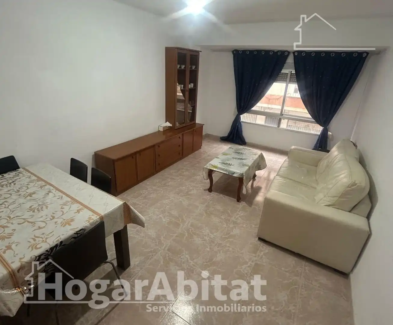Living room of Flat for sale in Almazora / Almassora  with Storage room and Furnished