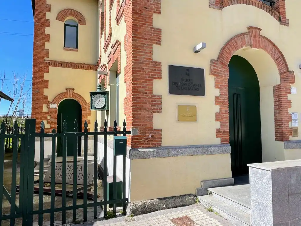 Exterior view of Detached homes for sale in Las Rozas de Madrid  with Private garden, Terrace and Storage room